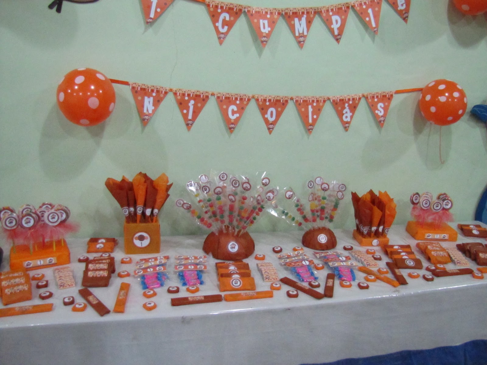 chipolas chuches regalos personalizados golosinas bebidas