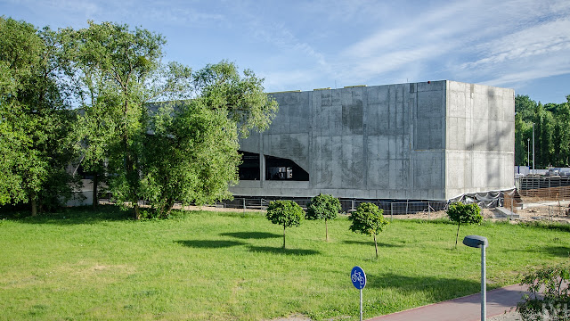 Budowa lodowiska obok hali Łuczniczka