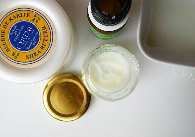 Leydi Blog Kendin Yap; Organik Tırnak ve Tırnak Eti Bakım Kremi