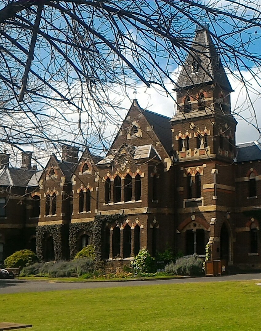 Trinity College At University Of Melbourne Campus Urban Yogi