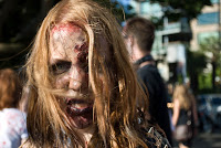 Zombies en las calles (Disfraces) Zombie walk