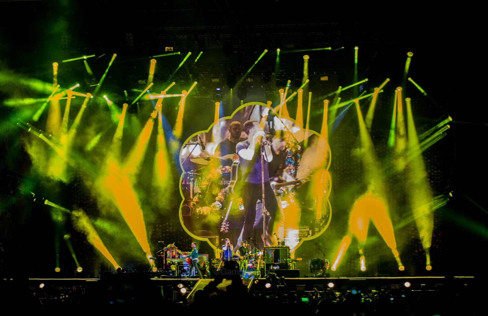 Coldplay lighted up the New Year in Abu Dhabi Manila Concert Junkies