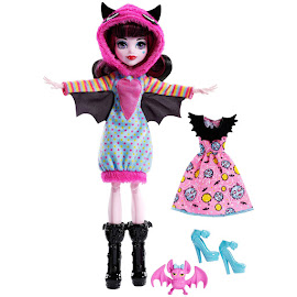 Monster High Draculaura Howling Hoodies Doll