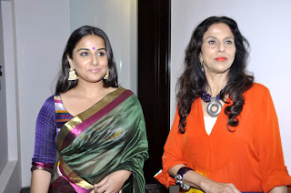 Vidya Balan at Viveek Sharma's art exhibition gallery