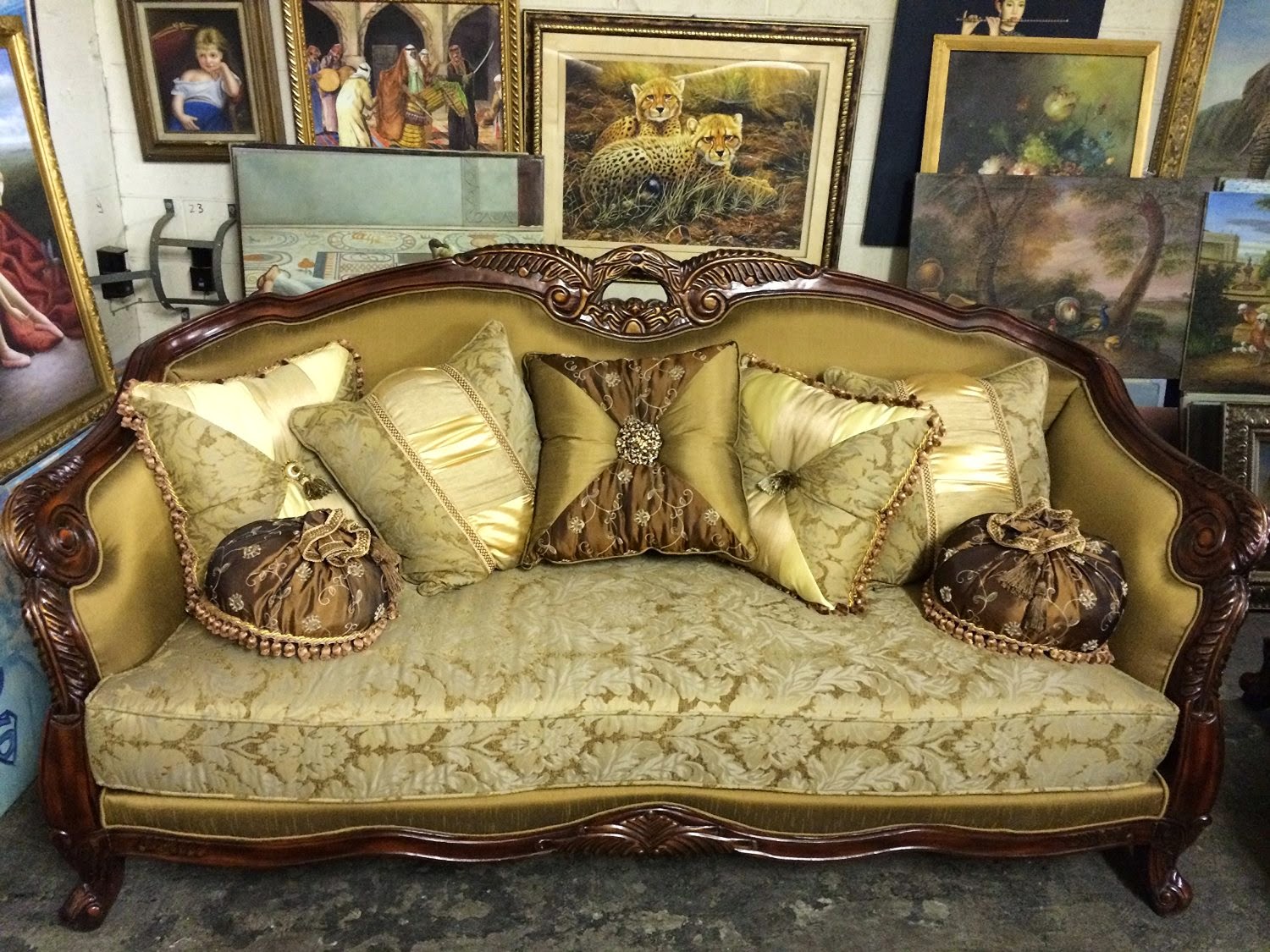 Cheap Victorian Sofa For Sales