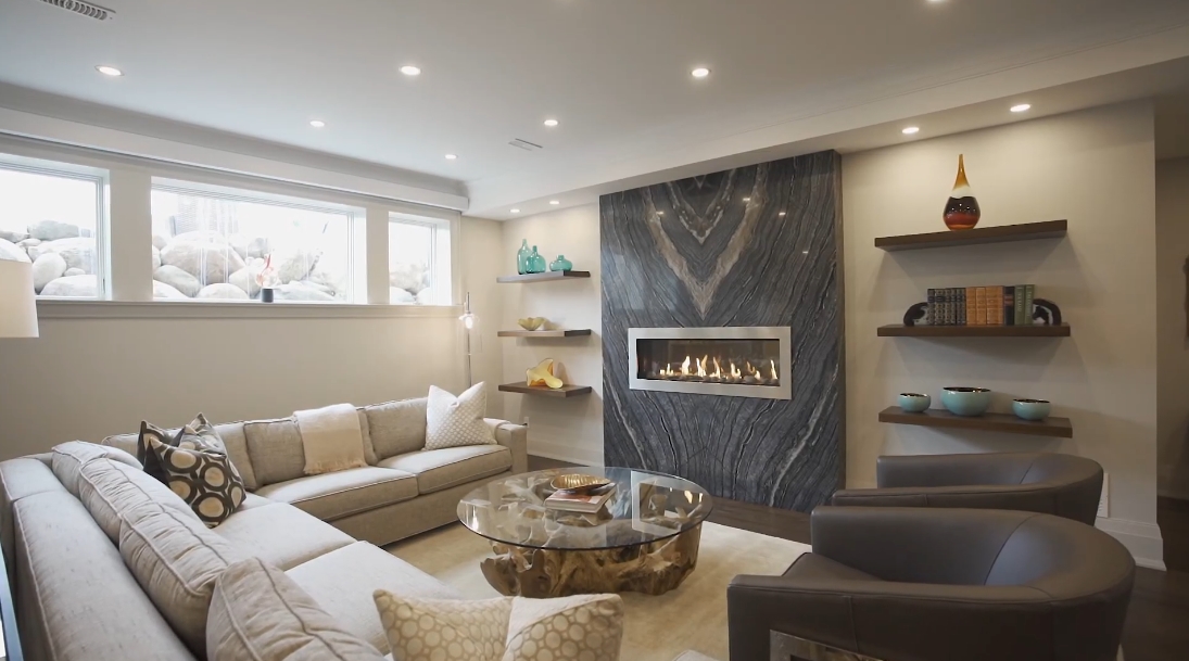 28 Interior Design Photos vs. 101 Georgian Bay Ln, The Blue Mountains, ON