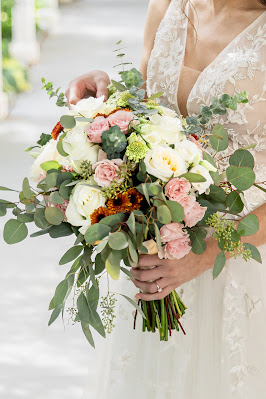 fall bride bouquet