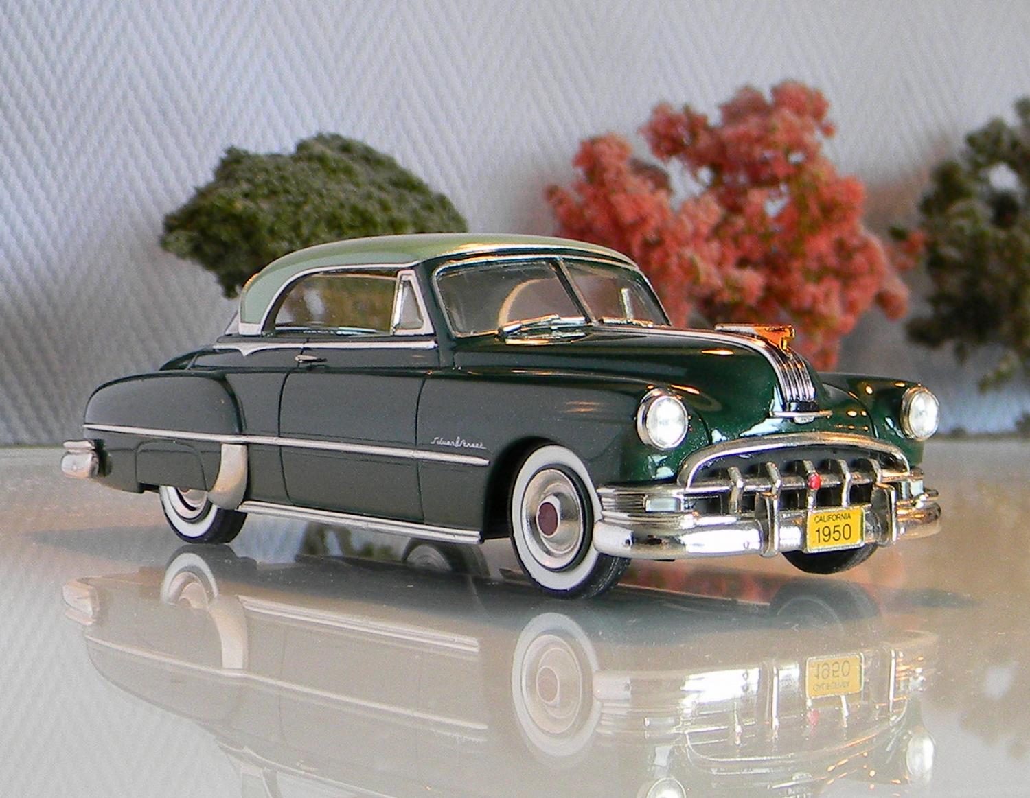 Voitures américaines 1/43 Motor City USA MC47 Pontiac 2 dr HT 1950