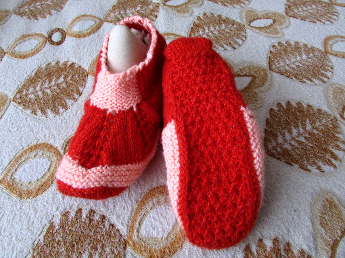 тапочки следки камелия. тапочки на 2х спицах. тапочки-следки «вязание by nadine». бесшовные тапочки следки на двух спицах. тапочки на 2х спицах.