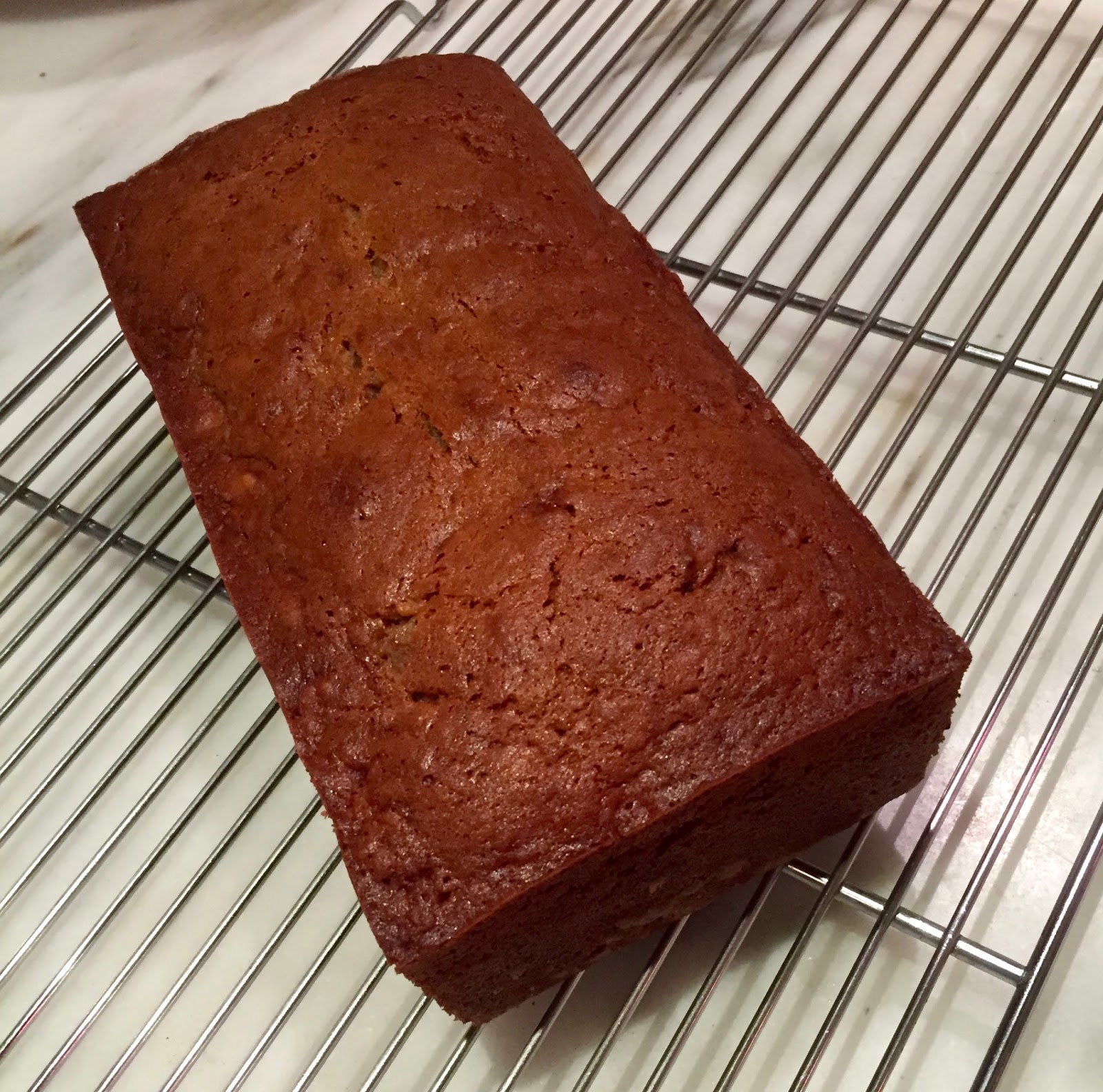 Joanne Chang’s Famous Banana Bread C H E W I N G T H E F A T