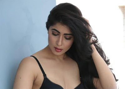 Nikita Sharma Photos