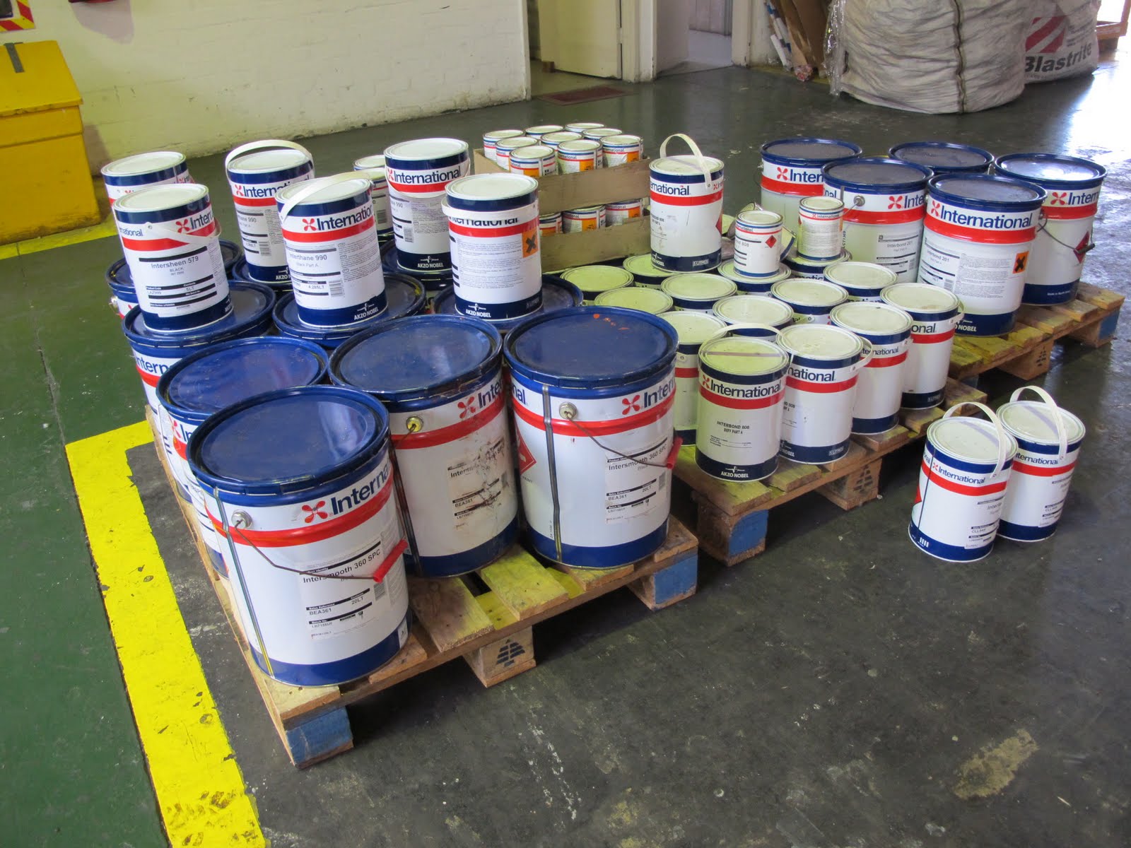 CKD Boats Roy Mc Bride International Paints,also Plascon range