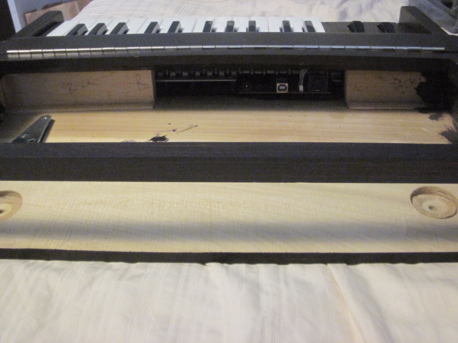 MATRIXSYNTH Custom Wood MIDI Keyboard 25 Key 4U Rackmount Case