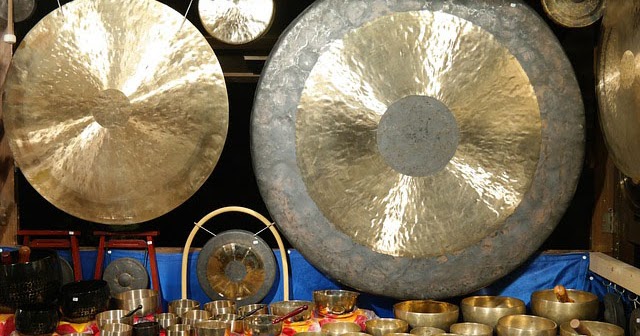 Mengasah Kemampuan Analisis dan Ekspresi: Contoh Soal Esai Seni Budaya Kelas X Semester 1