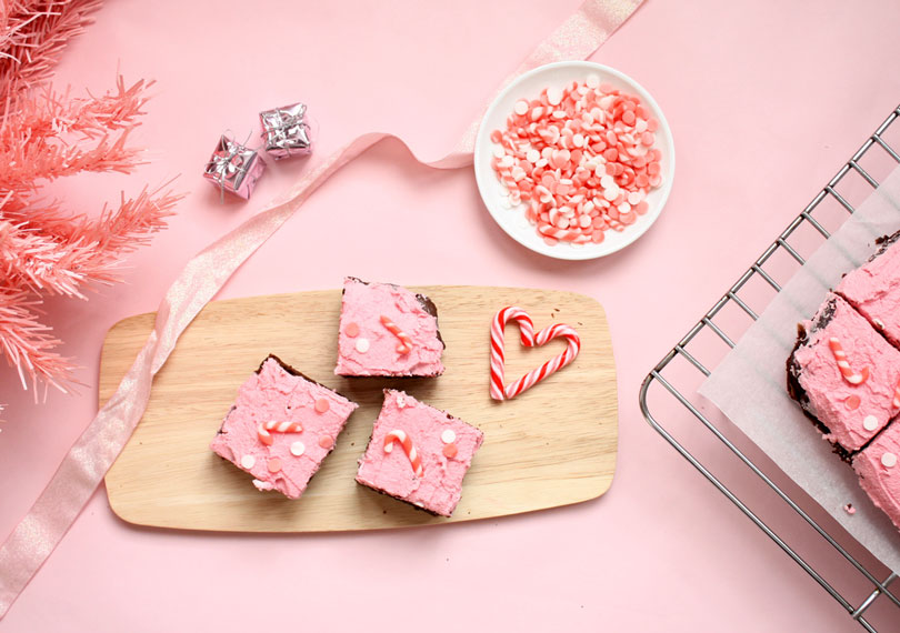 dairy-free vegan chocolate peppermint oreo brownies