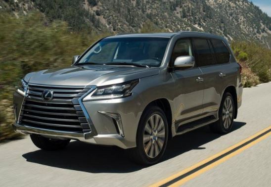 Lexus LX 570 2016 Front View