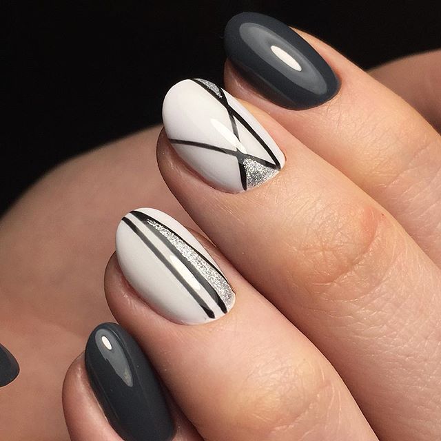 Simply Gorgeous Geometric Nails That You Can't Miss