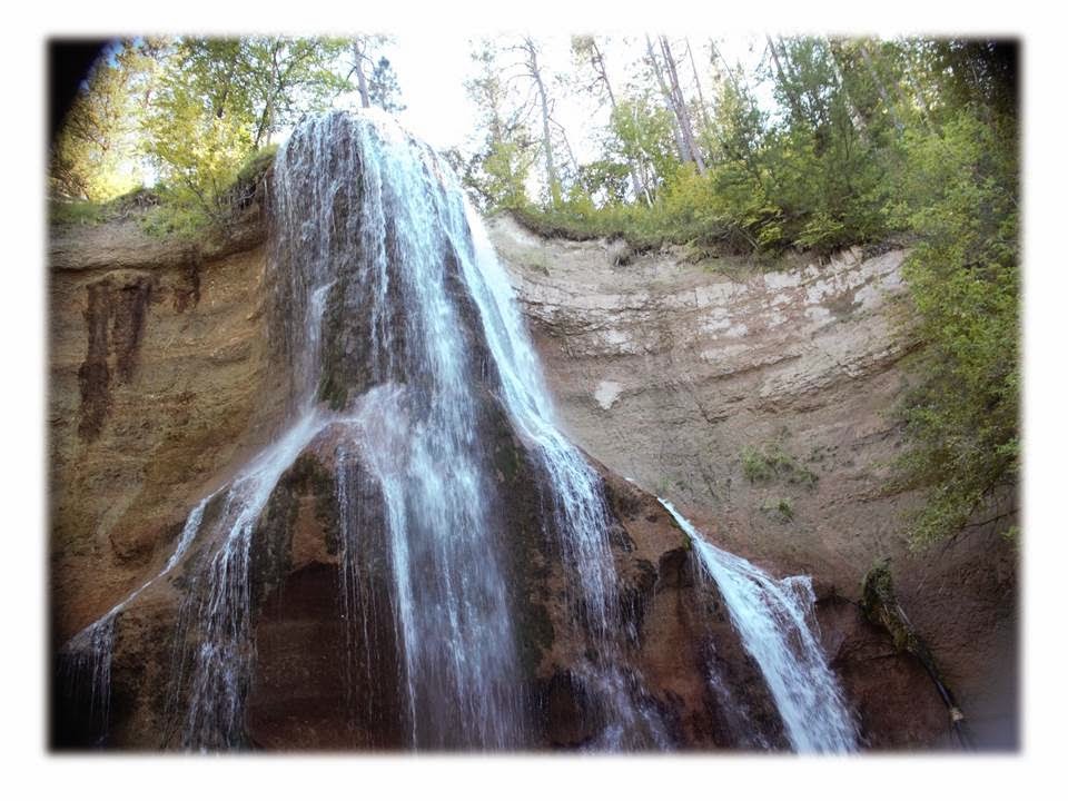 WATERFALLS BY WHEELS SMITH FALLS Smith Falls S.P. Valentine, Nebraska