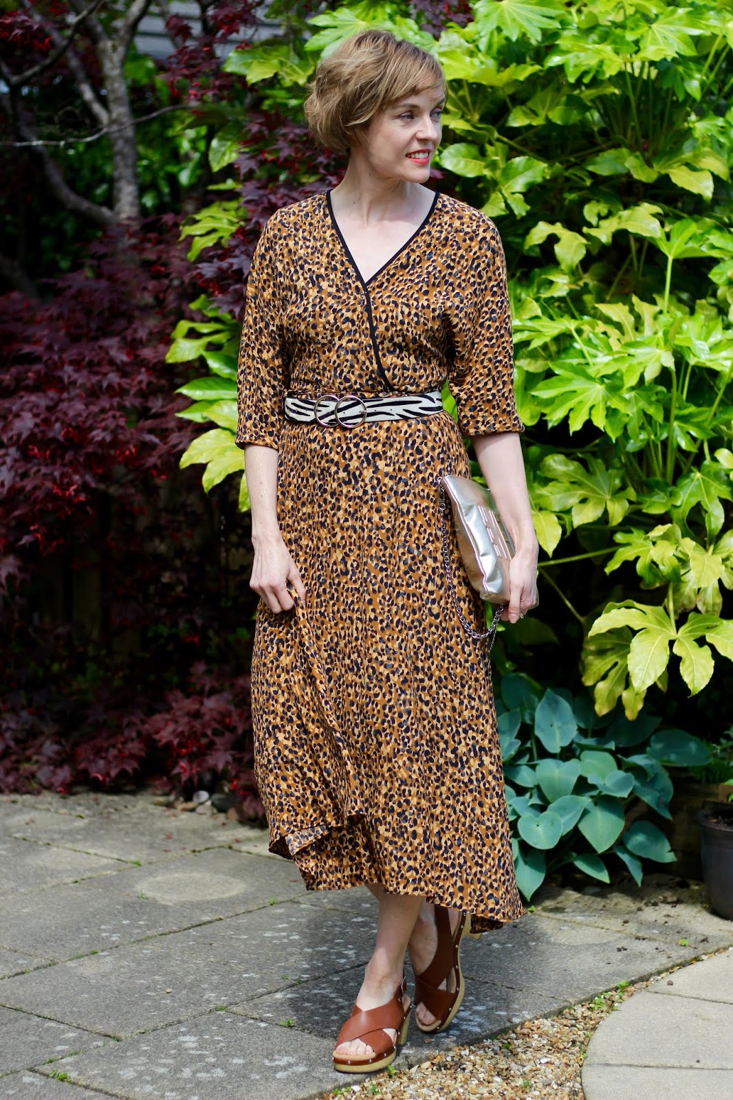 Leopard midi dress, zebra belt and tan sandals | Fake Fabulous
