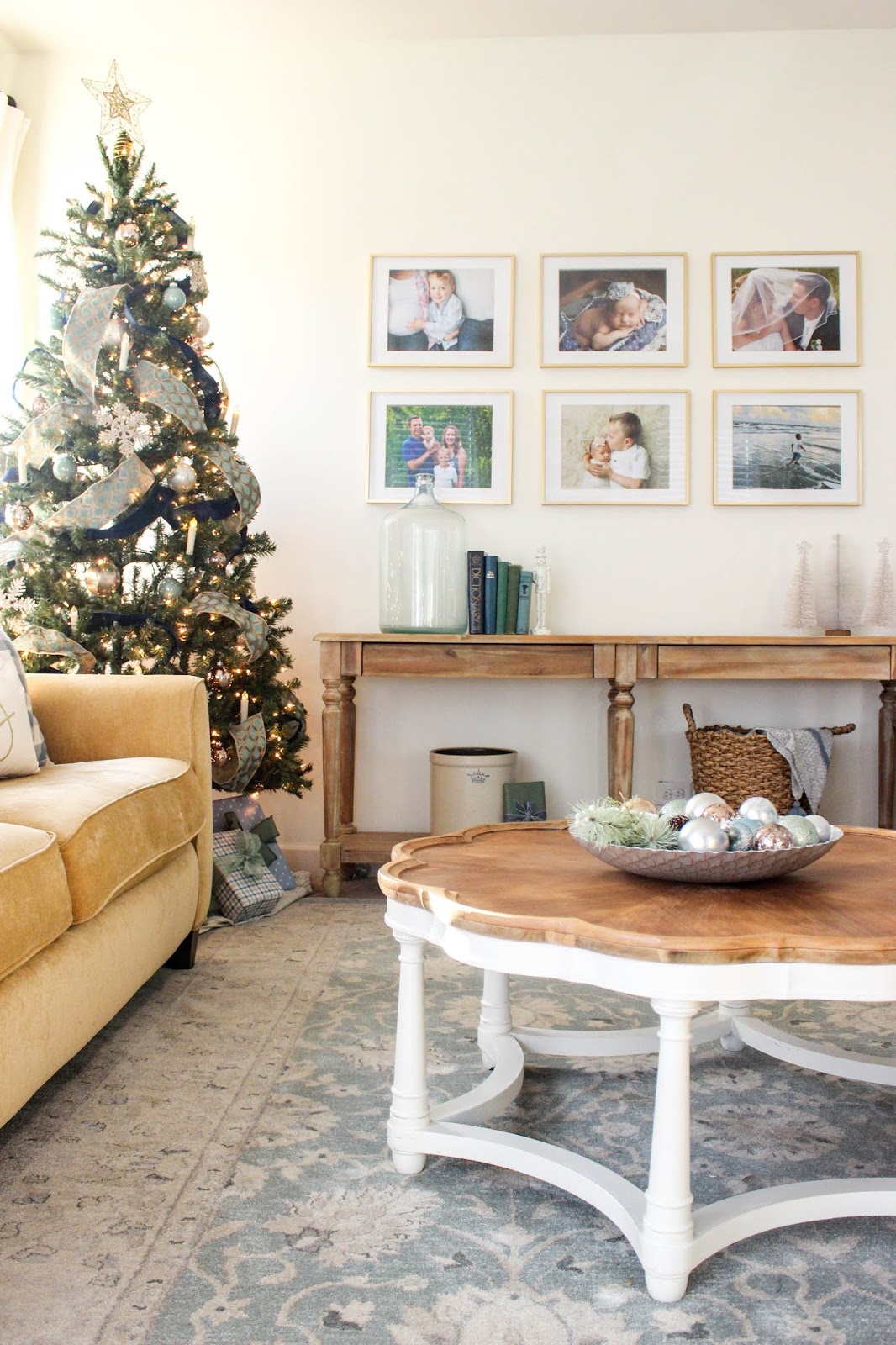 Christmas Gallery Wall Christmas Gallery Wall