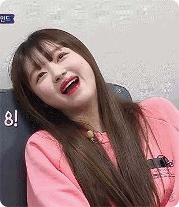 퀸덤 비하인드 오마이걸 유아.gif | 인스티즈