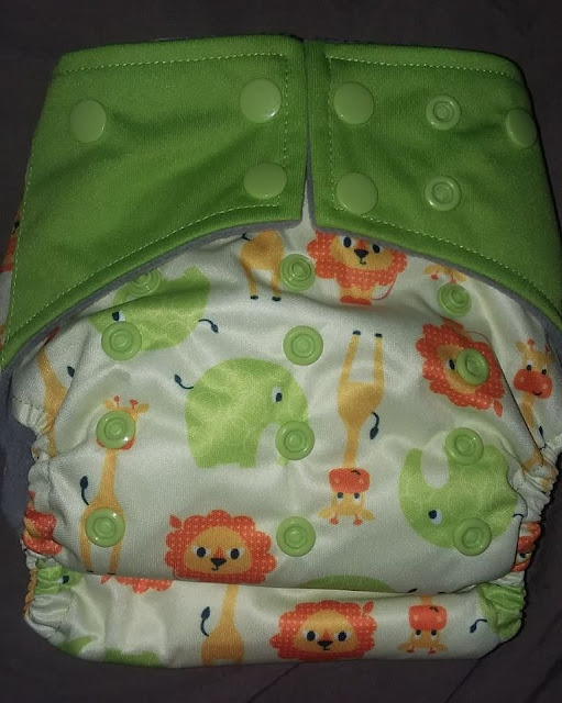 Choosing to Use Cloth Diapers Instead of Disposables ChitChatMom
