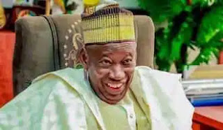 Gwamnatin Jihar Kano Ta Bayyana Dalilim da Yasa Ganduje Ya Taka Hoton Kwankwaso Gwamnatin Jihar Kano Ta Bayyana Dalilim da Yasa Ganduje Ya Taka Hoton Kwankwaso