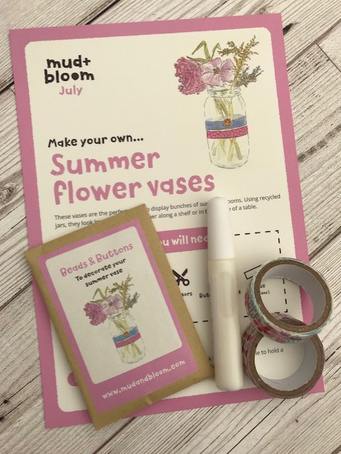 Summer vases, glue, packet with buttons and beads and wasabi tape