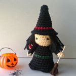 http://www.cosicasraquel.es/2015/10/bruja-y-gato-amigurumi-halloween.html