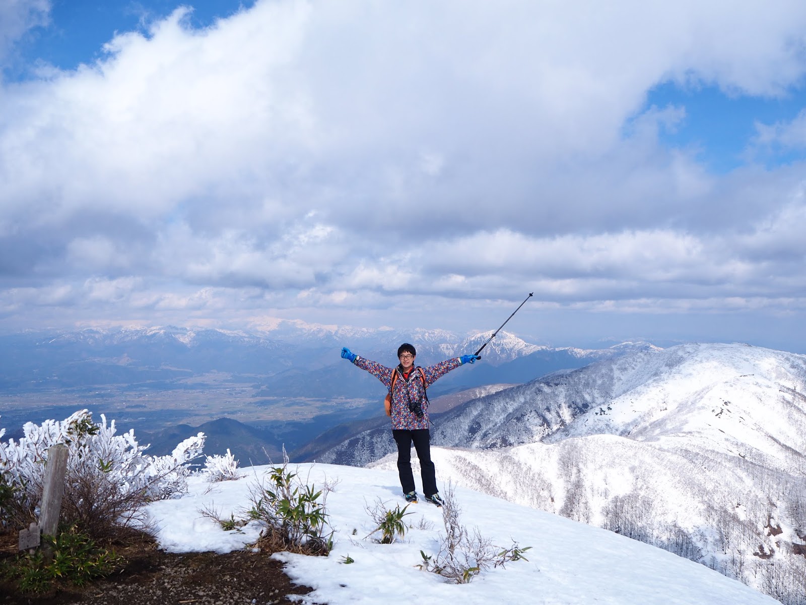 台高 快晴の檜塚奥峰と雪と霧氷 Yuzurihaののんびり山歩き