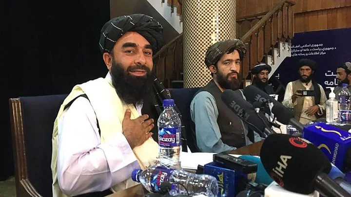 Konferensi Pers Pertama Taliban, Juru Bicara: Afghanistan Akan Menjadi Negara Islam!