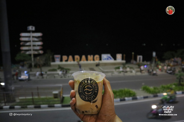 Velocity Burger and Coffee Padang