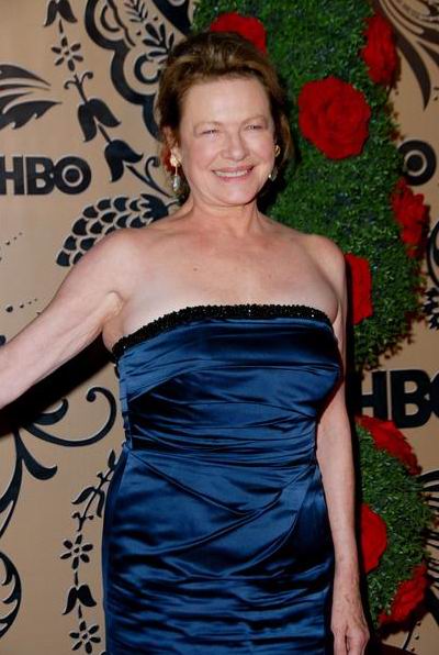 Hot celebrity Bikini Beach: Dianne Wiest