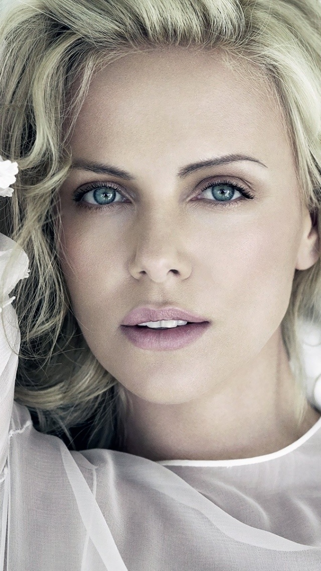 Charlize Theron Full HD Wallpaper, Images Background - Wallpaper HD Photos