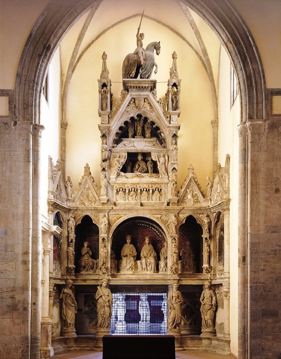 CarinolaStoria Gli ultimi sovrani angioini Ladislao. Scontro con i