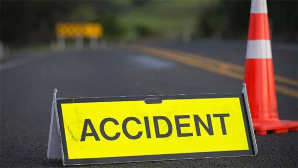 News, pariyaram, Kannur, Kerala, Accident, Police, Man injured in accident