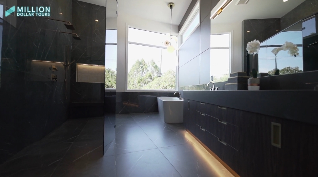 43 Interior Design Photos vs. 2432 Sovereign Crescent SW, Calgary Luxury Home Tour