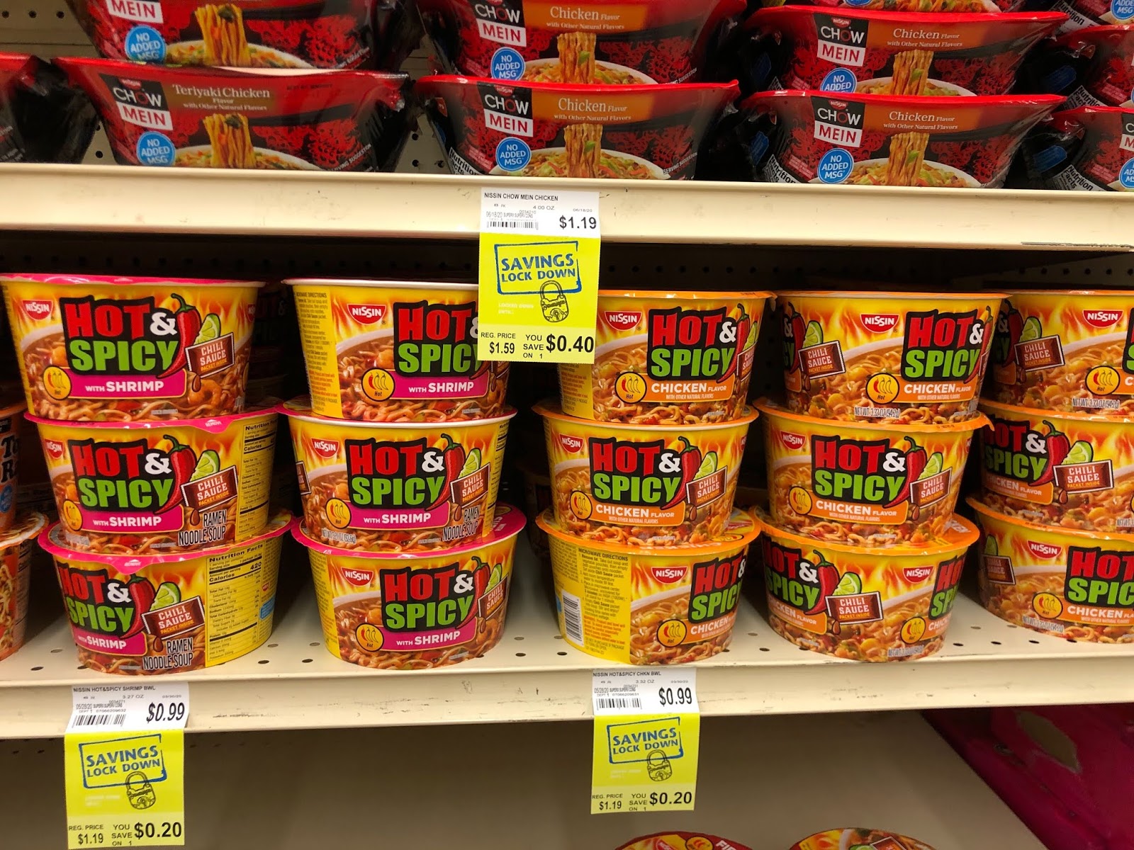 アメリカのスーパーで販売されているカップラーメン