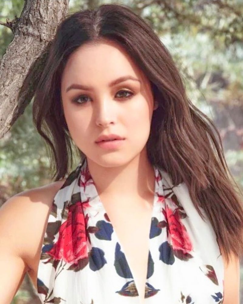 Hayley Orrantia – Social Media 05-27-2019 - RitzyStar