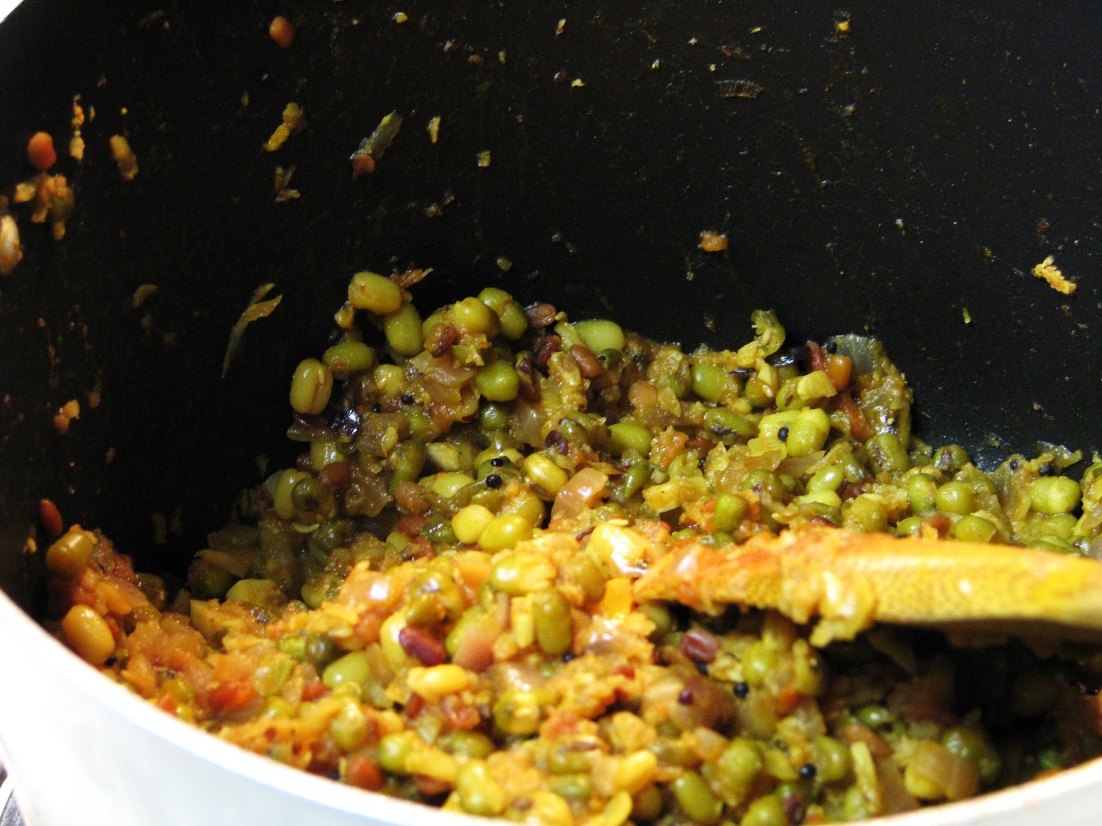 Renjitha's Cuisine: Rice Porridge with Moong Dal Bhaji (Kerala Style)