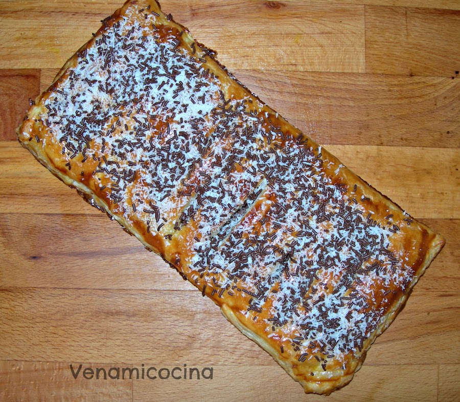 Hojaldre de chocolate y coco 