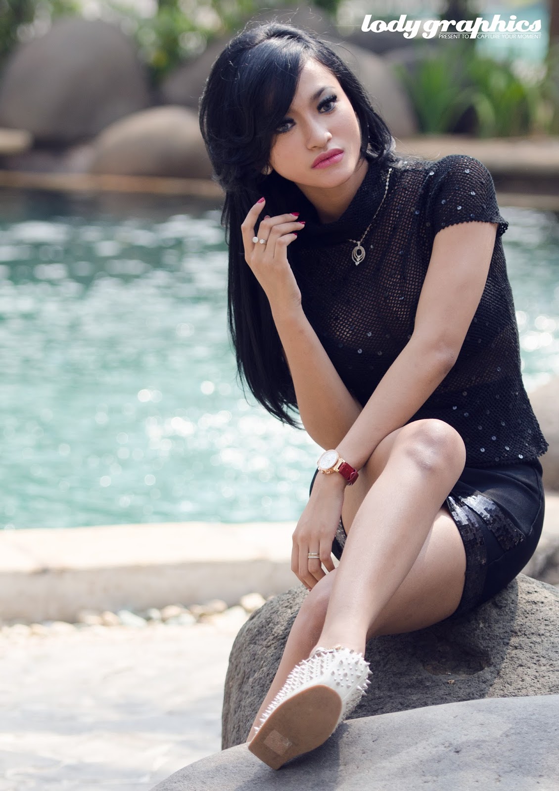 √ Galeri Foto Cantik Amel Alvi - Indzign