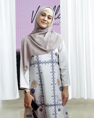 Baju gamis lebar Nina Zatulini