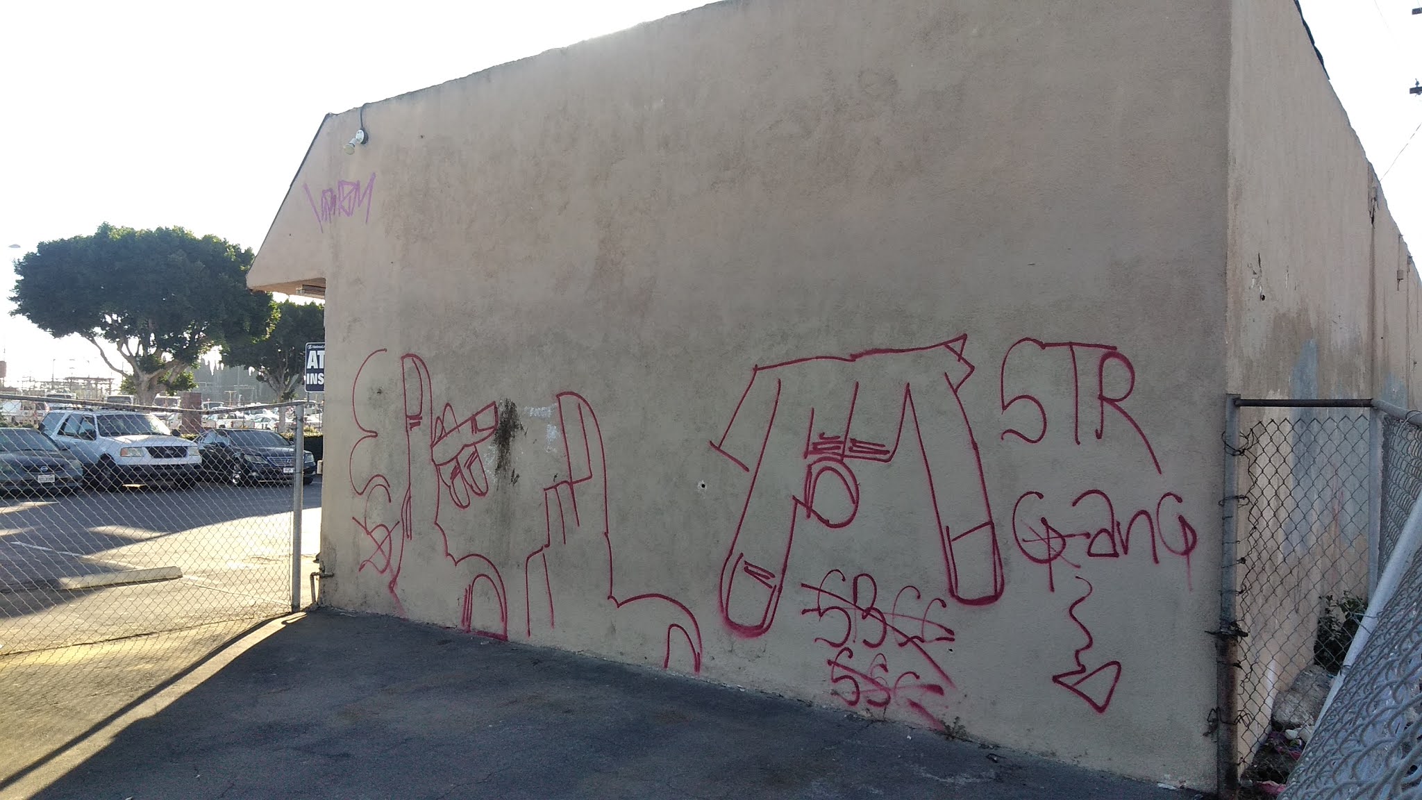 blood gangs graffiti Elm street piru ( ESP , compton )