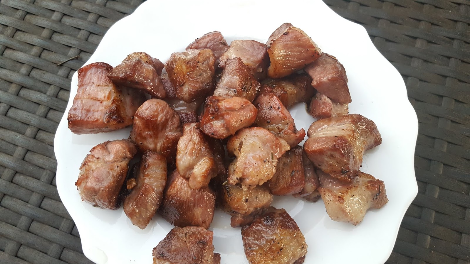 eattheworld Portuguese Vina Dosh (Wine and Garlic Pork)