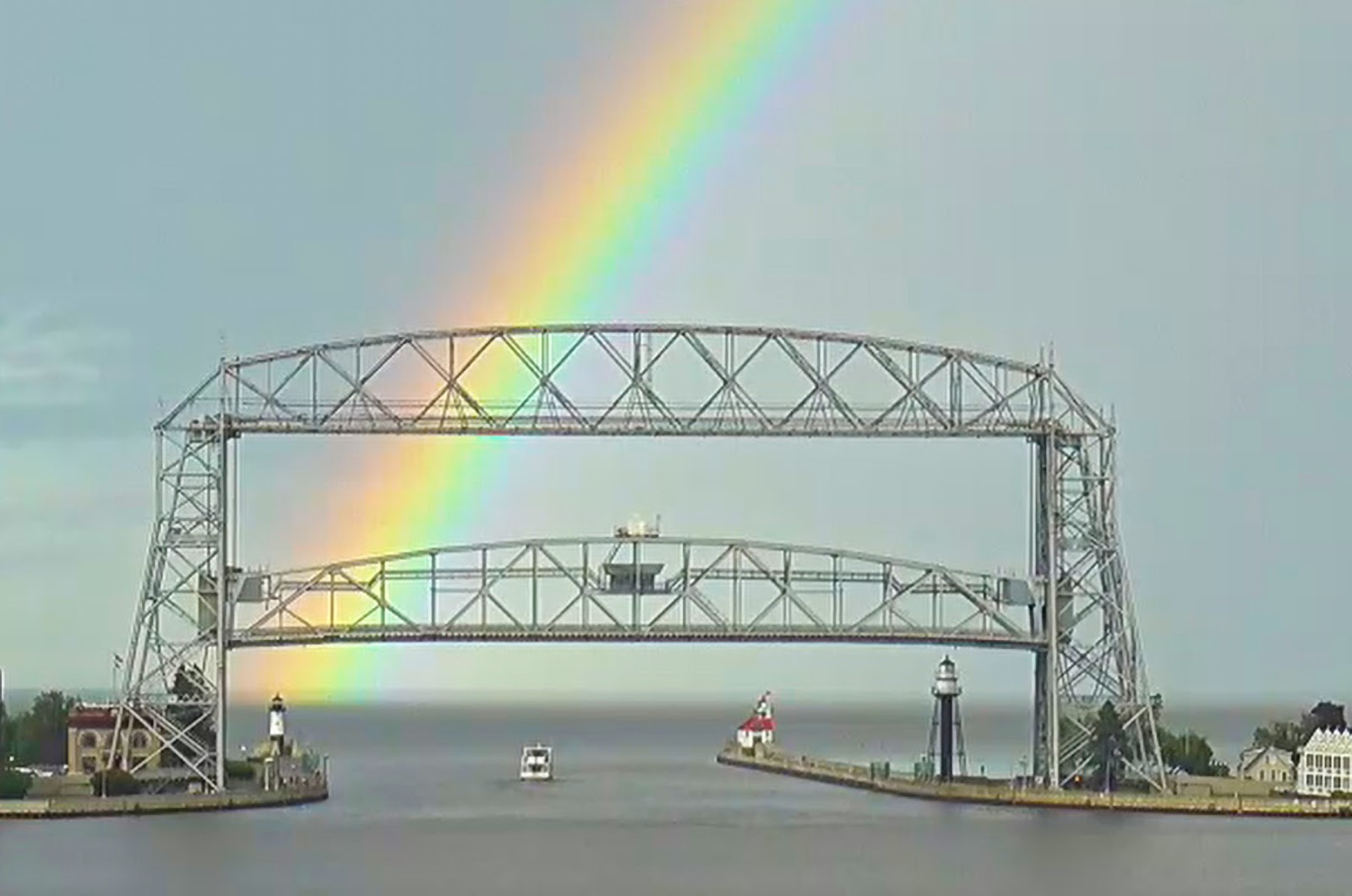Duluth Harbor Cam Sailboats and Rainbows 07/10/2019