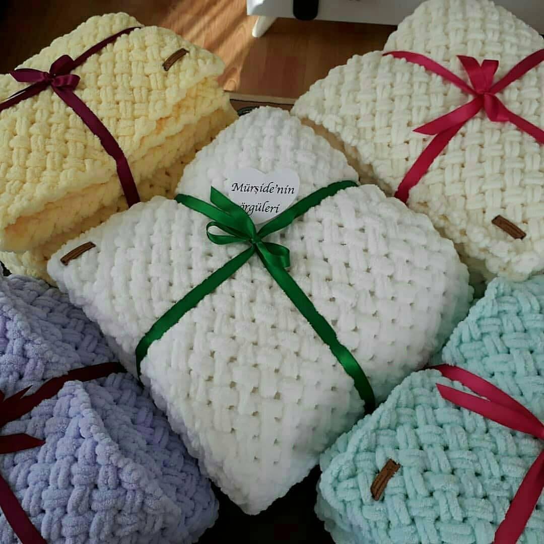 How to Make a Fast and Easy Blanket