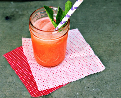 guest post// strawberry lemonade