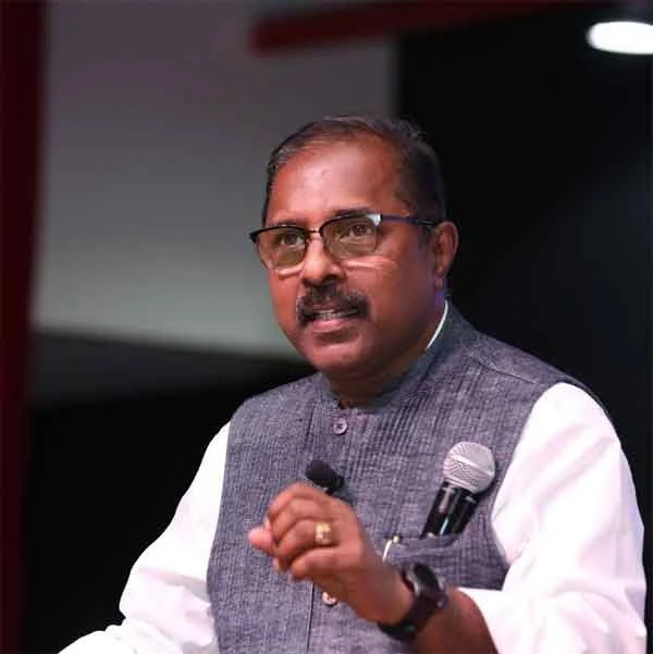 News, Kerala, State, Thiruvananthapuram, Government, Criticism, Congress, Politics, Oath, Facebook Post, Facebook, Chief Minister, Social Media, Don't spread the disease by taking oath, Kerala is a house of death - Dr. SS Lal