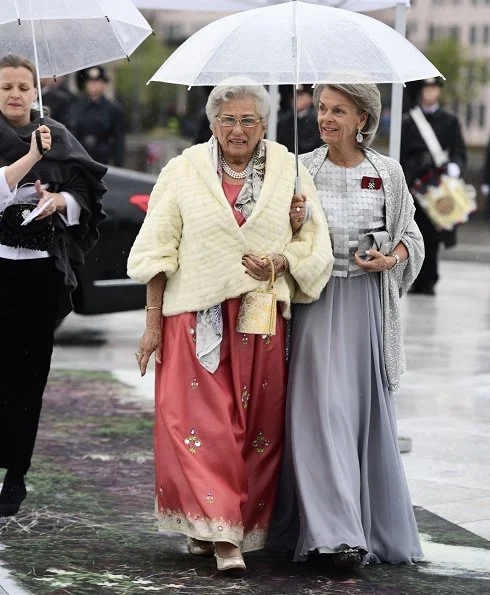 Queen Maxima, Queen Mathilde, Queen Silvia, Princess Victoria, Princess Sofia, Princess Mary, Princess Marie, Maria Teresa, Princess Stéphanie, Princess Mette-Marit,Princess Marie-Chantal